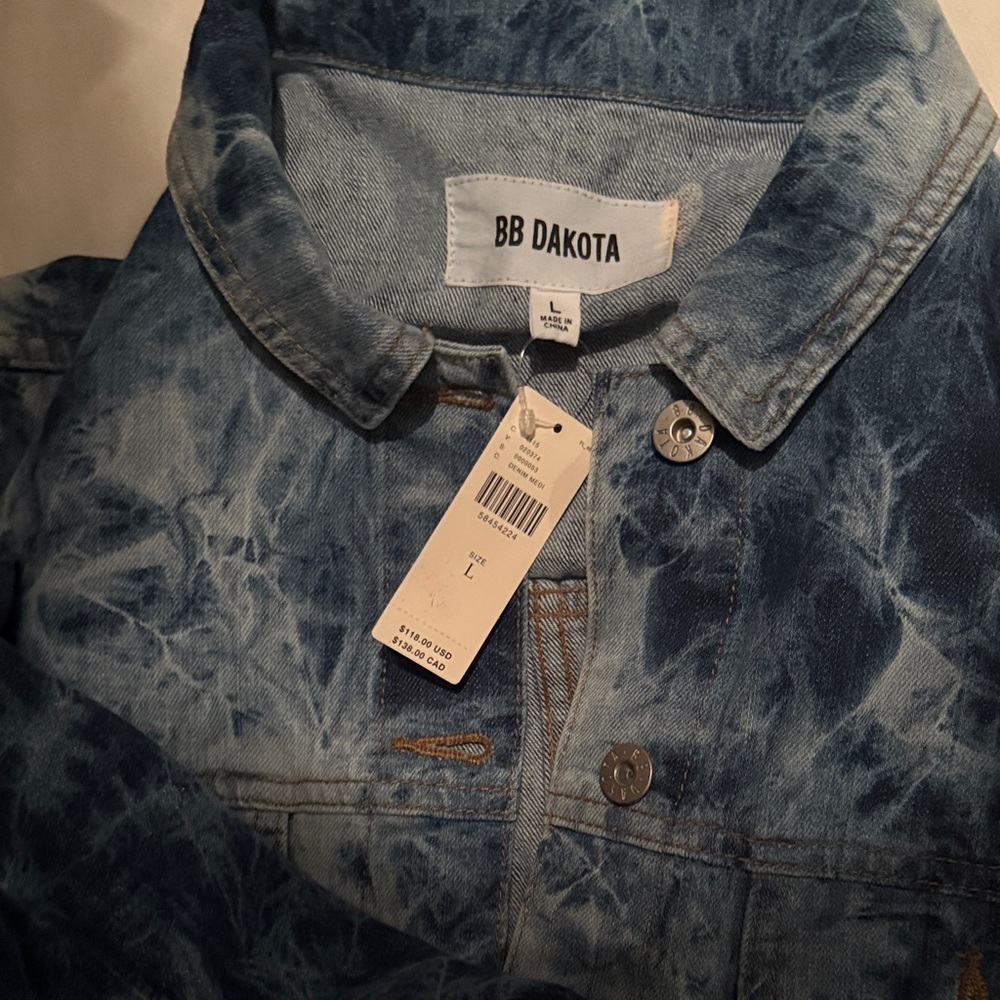 NWT Size Large BB Dakota Jacket